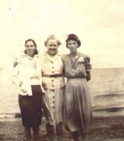 Annie, Lucy and Jean