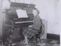 Lorna (Gallant) St. Jules